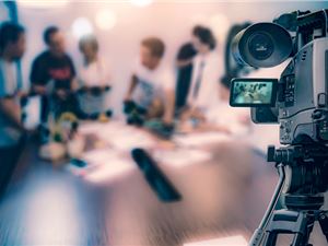 短视频网红攻占娱乐圈