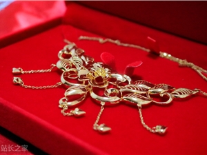 解读珠宝潮奢行业峰会，商家如何在抖音电商中抓住确定性新机会？