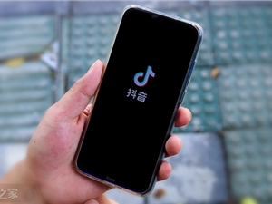 交个朋友获2022年度抖音电商服饰合作伙伴