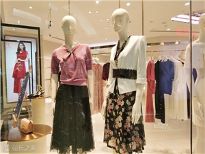 从代工厂到品牌，“衬衫老罗”与抖音的三次风口