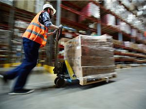 抖音物流，套了菜鸟的壳？