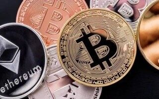 比特币开盘价是多少(比特币当时开盘价多少）